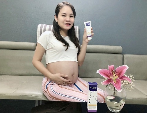 Mẹ bầu Lê Hiền dùng kem yoosun mama