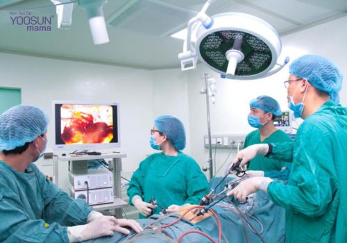 mổ chửa ngoài dạ con có nguy hiểm không