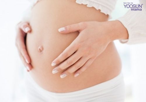 Dấu hiệu ốm nghén bé gái