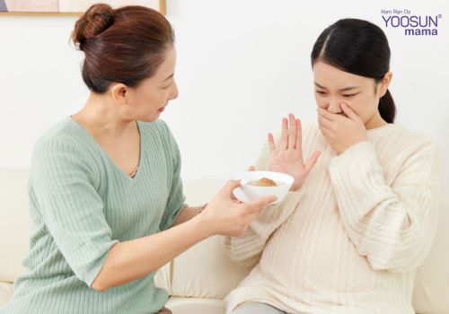 Ốm nghén con gái thèm gì