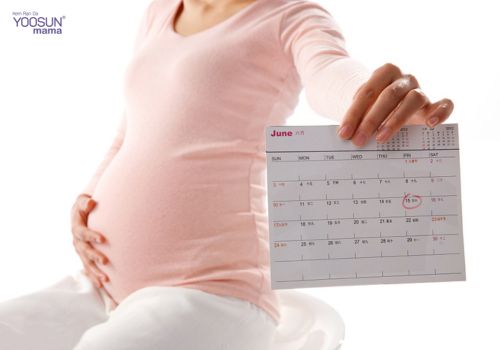 hình ảnh khí hư khi mang thai tuần đầu