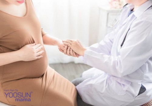 bị đau vú khi mang thai cần lưu ý gì